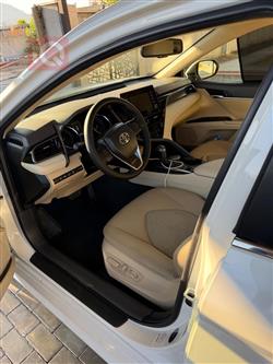 تۆیۆتا کامری